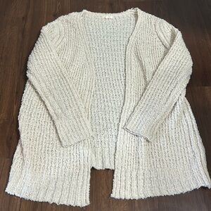 Cream XS Sweater - so soft!!
